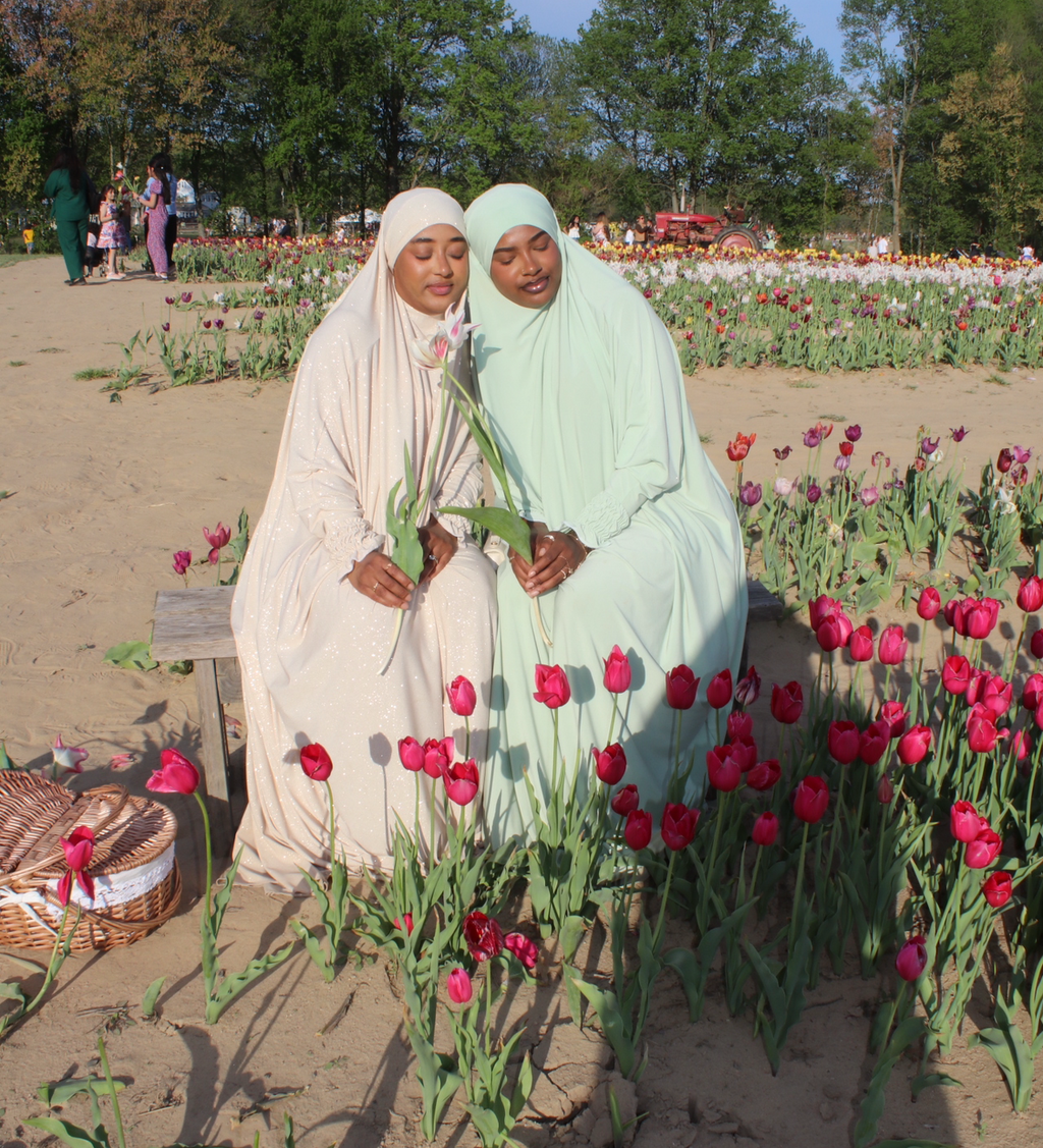 Mina Jilbab